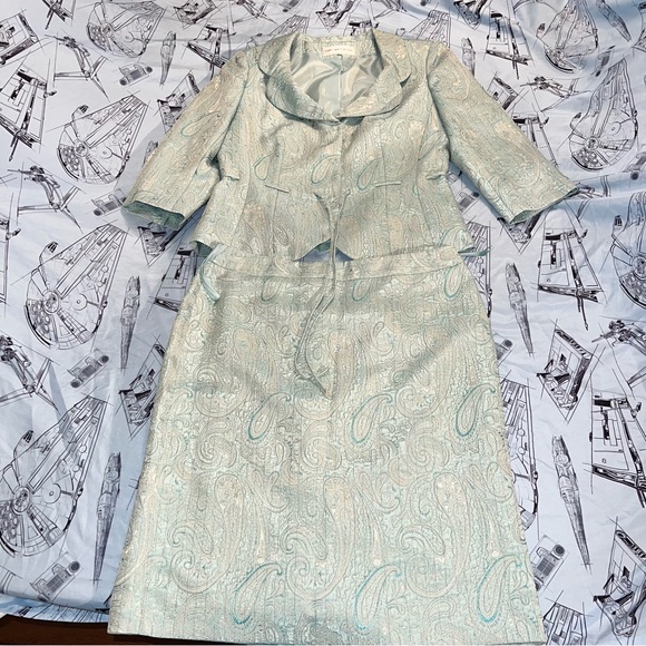 Jones New York Dresses & Skirts - Jones New York Suit - Light Blue Paisley Suit Jacket and Skirt - Size 12